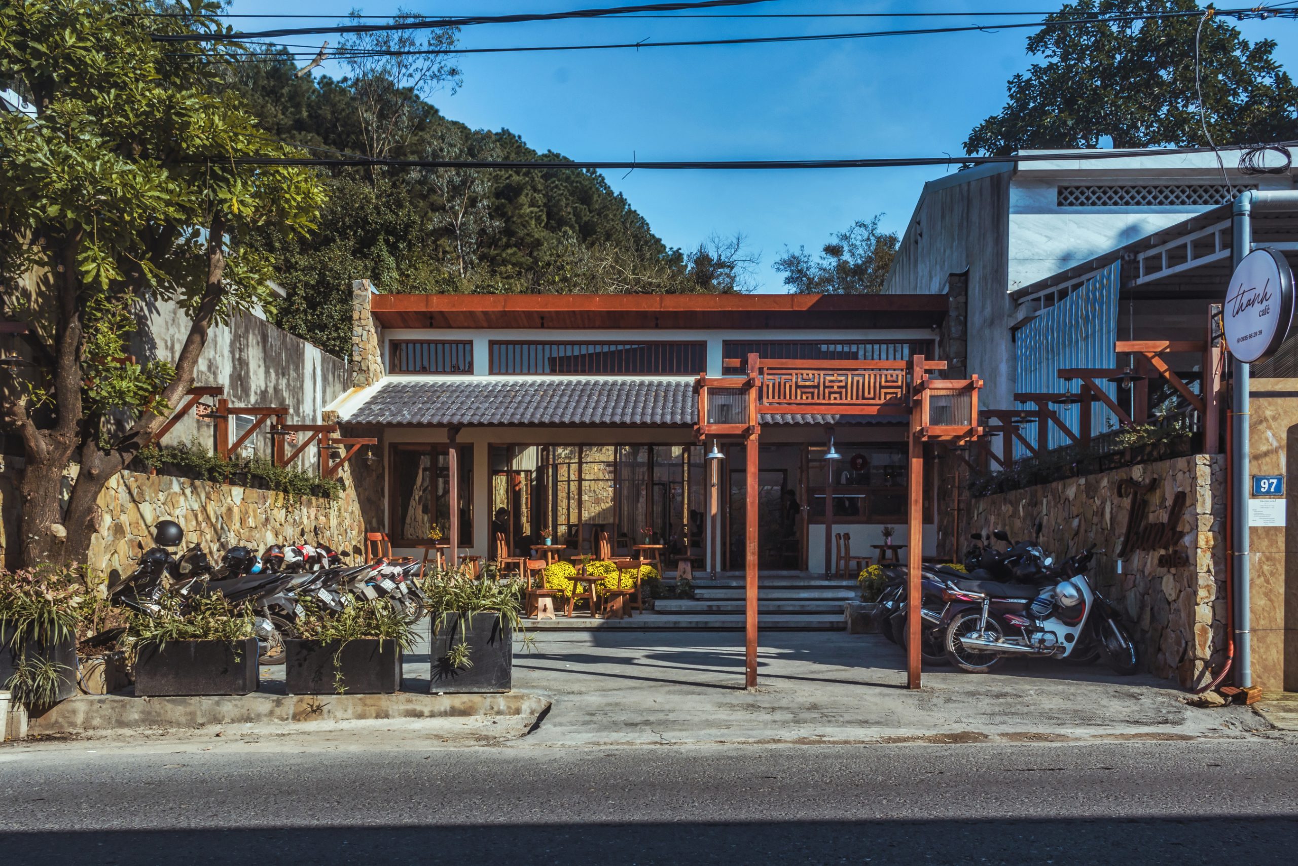 thanh cafe 97 ngu binh alema architecture